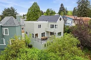4011 SW Webster St, Seattle, WA 98136 - Photo 2
