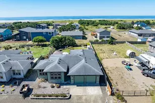 33007 G Pl, Ocean Park, WA 98640 - Photo 2