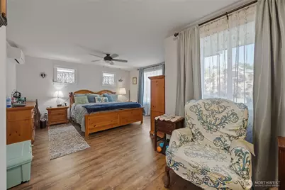 24340 Nookachamp Hills Drive, Mount Vernon, WA 98274 - Photo 16