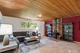 19545 Park Blvd NE, Suquamish, WA 98392 - Photo 24