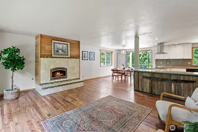 19545 Park Boulevard NE, Suquamish, WA 98392 - Photo 2
