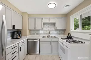 15401 2nd Ave NE, Shoreline, WA 98155 - Photo 10