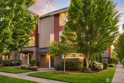1716 24th Avenue NE, Issaquah, WA 98029 - Photo 2