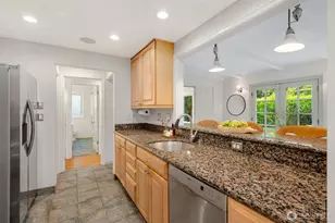 4732 45th Ave NE, Seattle, WA 98105 - Photo 16