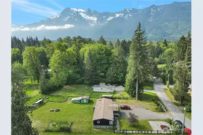 31113 W Whitehorse Drive, Arlington, WA 98223 - Photo 2