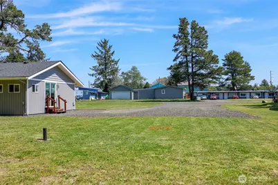 621 N Broadway, Westport, WA 98595 - Photo 18