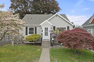 501 7th Ave NW, Puyallup, WA 98371 - Photo 1