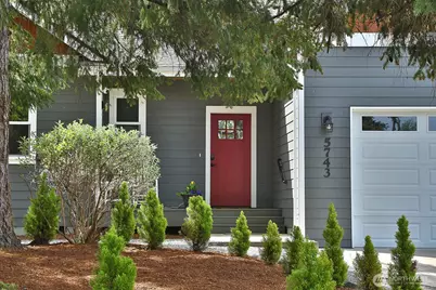 5743 Capt Vancouver Drive, Langley, WA 98260 - Photo 2
