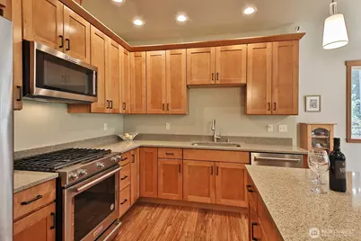 5743 Capt Vancouver Drive, Langley, WA 98260 - Photo 8