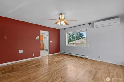 264 Taylor Ave NW, Renton, WA 98057 - Photo 4