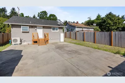 264 Taylor Ave NW, Renton, WA 98057 - Photo 26