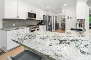 18104 NE 196th St, Woodinville, WA 98077 - Photo 10