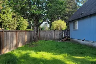 8504 Mahonia Ct SE, Yelm, WA 98597 - Photo 6