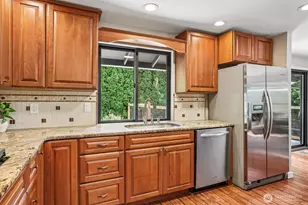 12004 81st Ave NE, Kirkland, WA 98034 - Photo 6