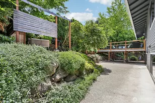 12004 81st Ave NE, Kirkland, WA 98034 - Photo 32