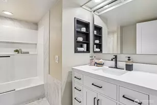 12004 81st Ave NE, Kirkland, WA 98034 - Photo 18
