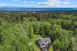 434 Islandcrest Dr, Camano Island, WA 98282 - Photo 4