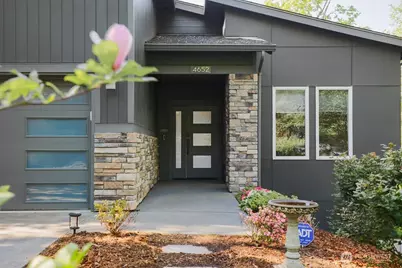4652 E Hillcrest Drive, Port Orchard, WA 98366 - Photo 6
