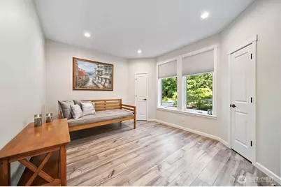 4652 E Hillcrest Drive, Port Orchard, WA 98366 - Photo 10