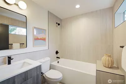 7912 34th Avenue SW, Seattle, WA 98126 - Photo 16