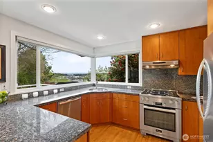 3437 13th Ave W, Seattle, WA 98119 - Photo 16