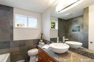 3437 13th Ave W, Seattle, WA 98119 - Photo 20