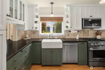 20446 Chautauqua Beach Road SW, Vashon, WA 98070 - Photo 4