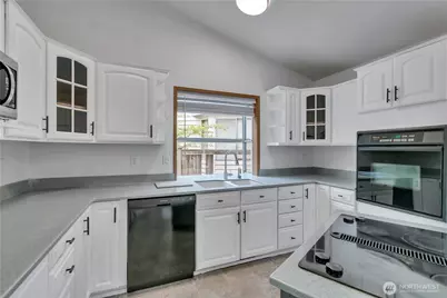 34610 14th Place SW, Federal Way, WA 98023 - Photo 8