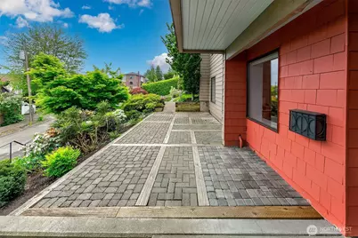 1259 23rd Avenue E, Seattle, WA 98112 - Photo 6