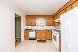 14903 26th Avenue Ct E, Tacoma, WA 98445 - Photo 8