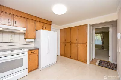 14903 26th Avenue Ct E, Tacoma, WA 98445 - Photo 6
