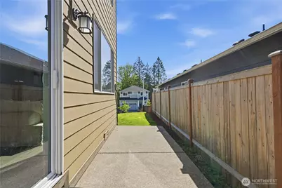 19432 9th Avenue SE, Bothell, WA 98012 - Photo 2