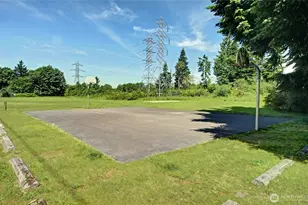 2017 Jones Cir SE, Renton, WA 98055 - Photo 38