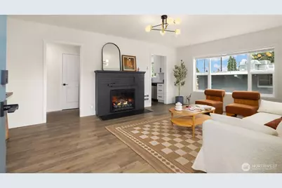 1325 Broadway, Everett, WA 98201 - Photo 2