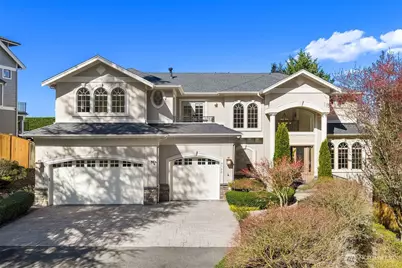 9750 SE 5th Street, Bellevue, WA 98004 - Photo 2