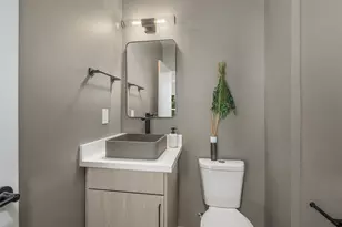 2302 E Pike St, Seattle, WA 98122 - Photo 10