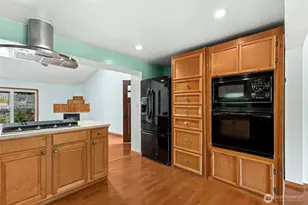 4905 234th Street SW, Mountlake Terrace, WA 98043 - Photo 10