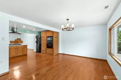 4905 234th St. SW, Mountlake Terrace, WA 98043 - Photo 8