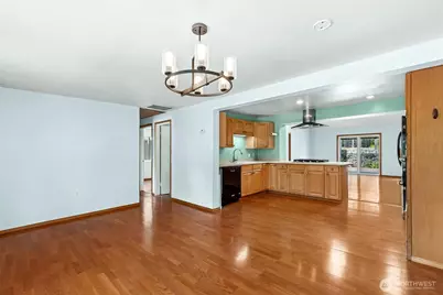 4905 234th St. SW, Mountlake Terrace, WA 98043 - Photo 4