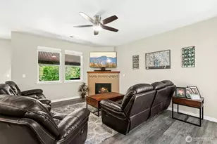 16233 76th Ave Ct E, Puyallup, WA 98375 - Photo 4