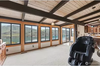 820 W Golf Course Drive, Chelan, WA 98816 - Photo 10