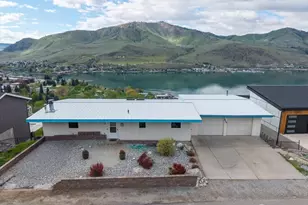820 W Golf Course Dr, Chelan, WA 98816 - Photo 1