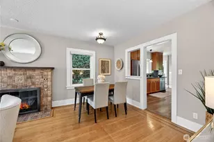 3033 44th Ave SW, Seattle, WA 98116 - Photo 8