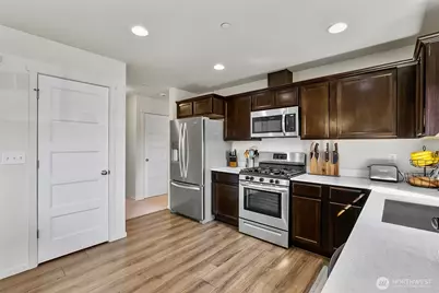 7121 42nd Place NE, Marysville, WA 98270 - Photo 8