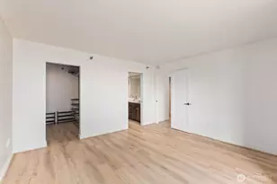 2621 2nd Ave, Seattle, WA 98121 - Photo 24