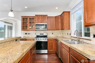 2411 43rd Ave SE, Puyallup, WA 98374 - Photo 10