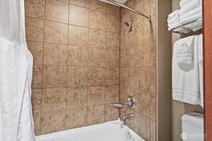 322 W Woodin Ave, Chelan, WA 98816 - Photo 18