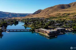 322 W Woodin Ave, Chelan, WA 98816 - Photo 40