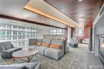10700 NE 4th Street #1006, Bellevue, WA 98004 - Photo 36