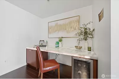 10700 NE 4th Street #1006, Bellevue, WA 98004 - Photo 10